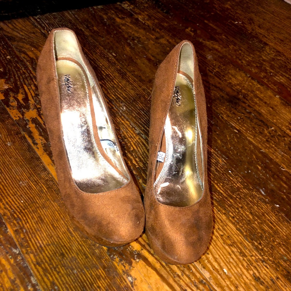 Suede wedges by Massimo size 9.5